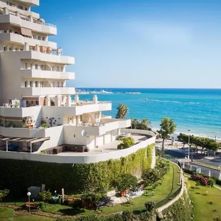 Apartment Holidays Benalbeach