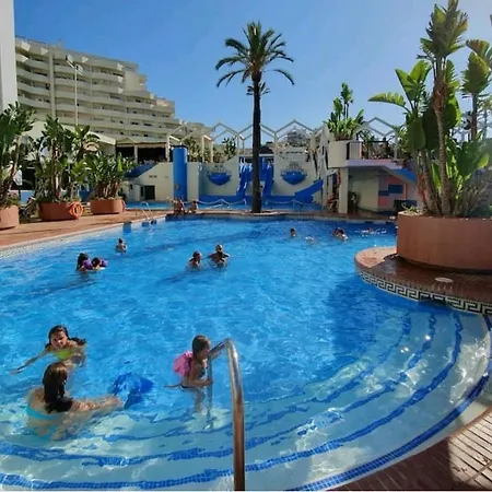 Holidays Benalbeach *